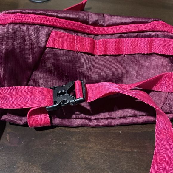 Embark Purple and Pink Fanny Pack Waist Band - Picture 5 of 9